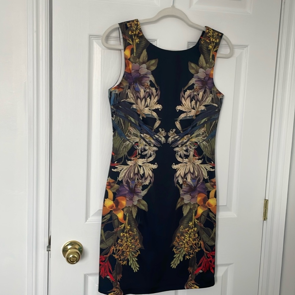 Belle robe doublée. Luna